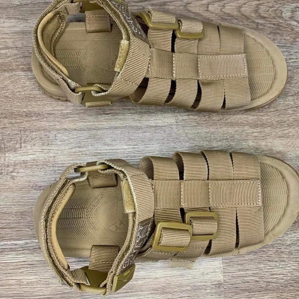 Shaka hiker Gurkha sandals in tan - size 7 mens
